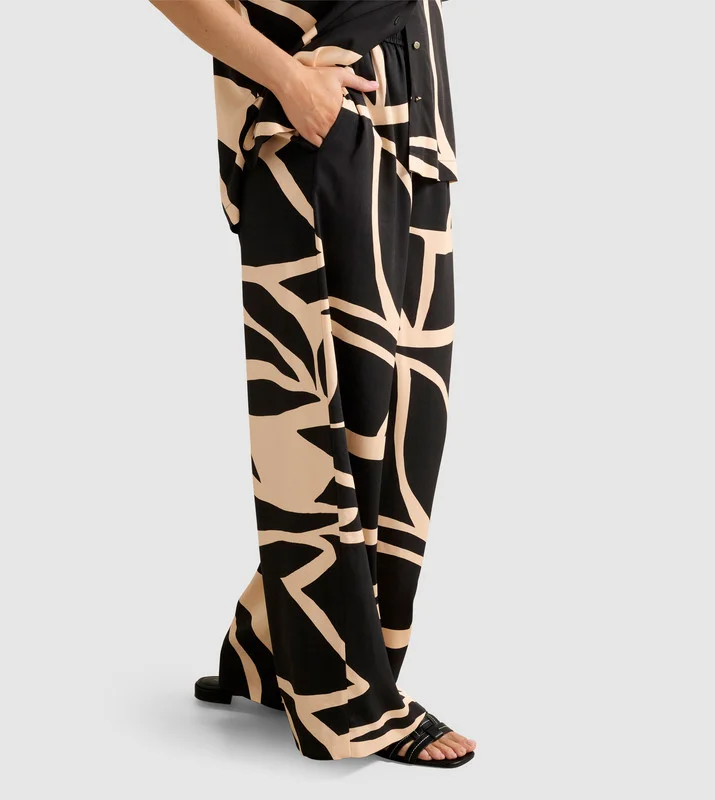 forever new  AYLA Printed Palazzo Pants for Women | Best Price UAE